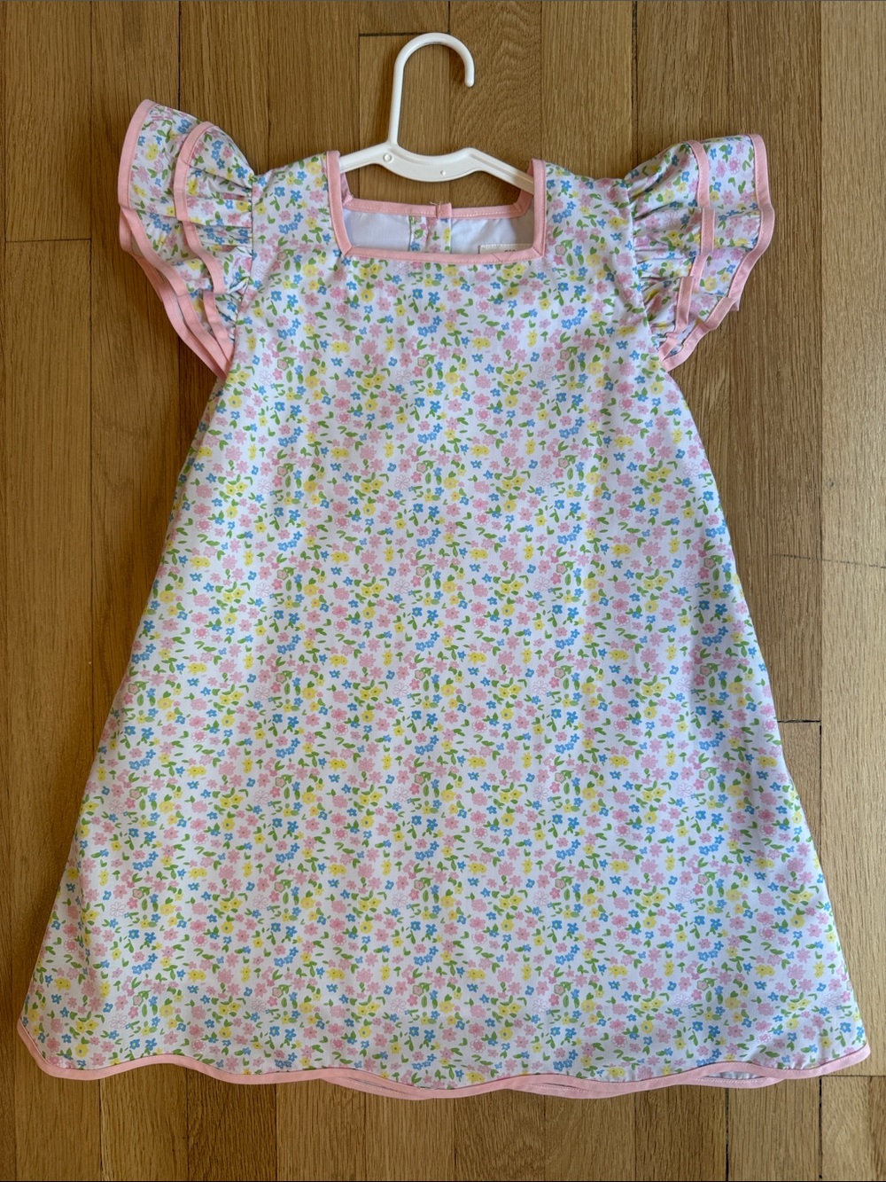 Girls' Pink Floral Ruffle-Sleeve Dress